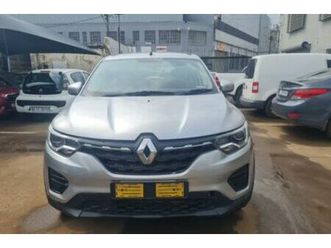 2021 renault triber 1.0 expression