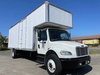 2017 freightliner m2 26ft moving box truck with attic and side doors *
