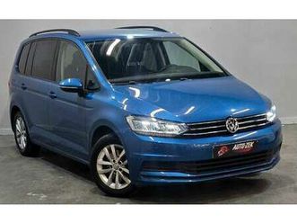 touran 1.6 tdi//7pl// nav//cam//full option//