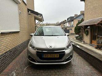 peugeot 208 1.2 puretech blue lion 82pk