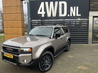 2.8 d-4d aut van exec / prof leder navi clima craw