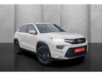 2024 toyota urban cruiser 1.5 xr auto