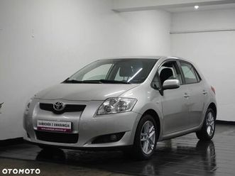 toyota auris 1.6 vvt-i luna