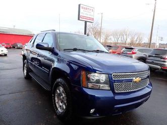 used 2013 chevrolet avalanche ls