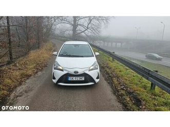 toyota yaris 1.5 active