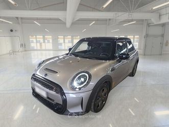 mini cooper s essential auto 5 porte