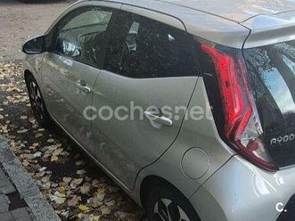 toyota aygo 1.0 70 xplay