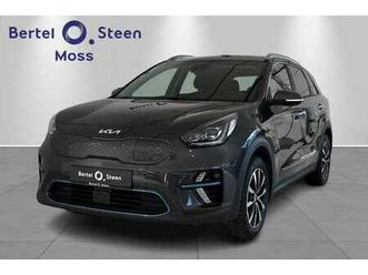 adaptive cruise, ryggekamera, rattvarme, memory