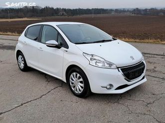 peugeot 208 1.2 serviska pěkný stav