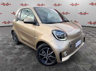 fortwo eq passion, carplay, retrocamera