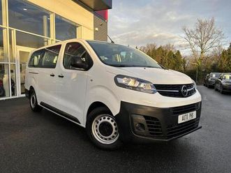 zafira life vivaro minibus l3 1.5d 120ch edition