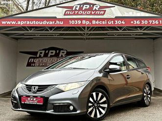honda civic tourer 1.8 comfort végig vezetett s...