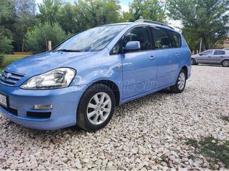 toyota avensis verso 2.0 d