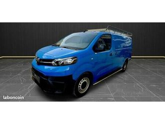 toyota pro ace 2l d4d 120ch long business comfort 3 places