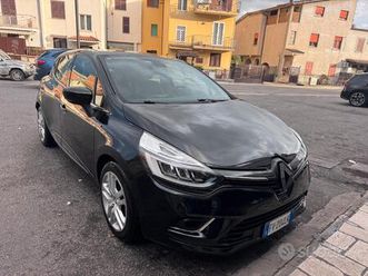 renault clio dual 1500 d euro 6b nel patentati