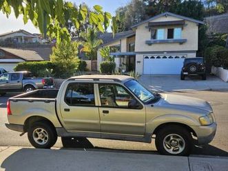 2004 ford explorer sport trac