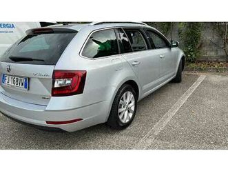 wagon 1.4 tsi g-tec ambition 110cv dsg