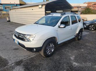 dacia duster 1.5 dci 110cv 4x2 lauréate garanzia
