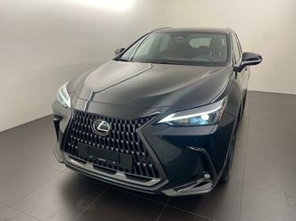 lexus nx 450h+ comfort: réserver un essai sur route !