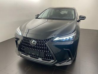 lexus nx 450h+ excellence: réserver un essai sur route !