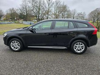 v60 i 2014 cross country 2.0 d3 kinetic geartronic