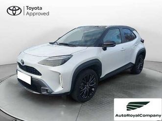 yaris cross 1.5 hybrid 5p. e-cvt adventure