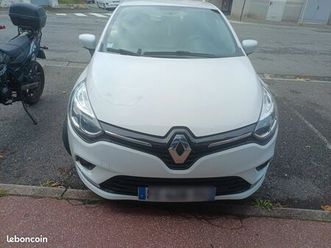 renault-clio4-societe