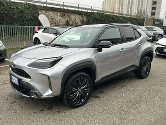 yaris cross 1.5 hybrid 5p. e-cvt adventure