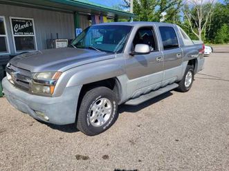 2002 chevrolet avalanche**4x4**crewcab**