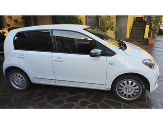 volkswagen !up 2013 metano 5 porte