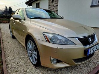 lexus is 220d comfort mark levinson vaj belső
