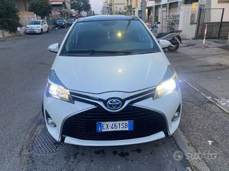 toyota yaris 3serie 1.5 hibrid