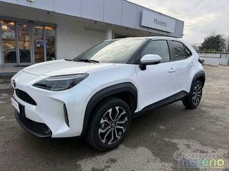 toyota yaris cross 1.5h trend fwd 116 cv e-cv...