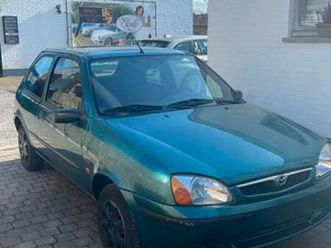 ② mazada 121 benzine 1300cc mag in lez 138.000 km — mazda — 2ememain