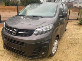 ② opel vivaro fourgon 2023 47950 km 88kw — opel — 2ememain