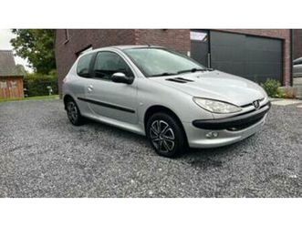 ② peugeot 206 1.4 benzine automaat, 104.000 km — peugeot — 2ememain