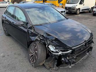 golf viii 2020 1.0 etsi evo life 110cv dsg