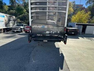 2016 international 4300 26' box truck, liftgate