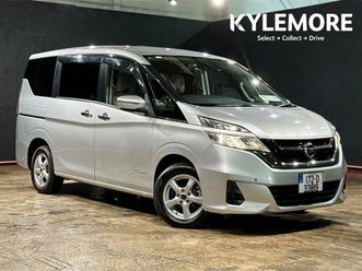 nissan serena 2.0l hybrid - wheelchair adapted - r