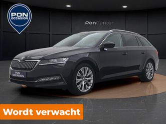 skoda superb combi 1.4 tsi iv business edition | 18| acc | carplay | stoelverwarming | camera | navigatie | elekt achterklep |