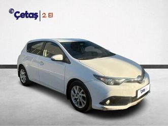 toyota auris 1.6 active multidrive s 132hp hatchback