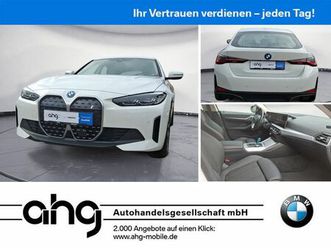 bmw i4 edrive35 driving assistant klimaaut. hifi sit