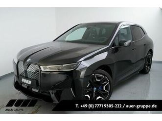 bmw ix xdrive 40 elektroauto (navi ahk pano h/k acc)