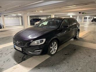 d5 momentum twin engine/automat/skin/park varme/navi