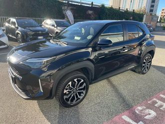 yaris cross 1.5 hybrid 5p. e-cvt trend