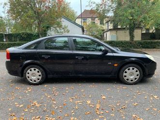 2008 black vauxhall vectra 1.8 vvt life petrol mot june 2026 service history - lost key!