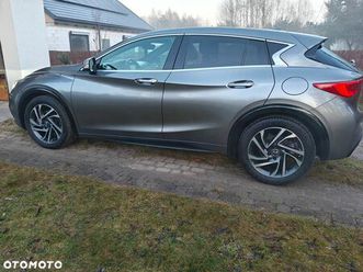 infiniti q30 2.2d dct premium
