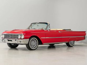 1961 ford galaxie sunliner