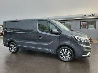 2024 renault trafic sl30 blue dci 170 auto edc extra sport panel va panel van diesel automatic