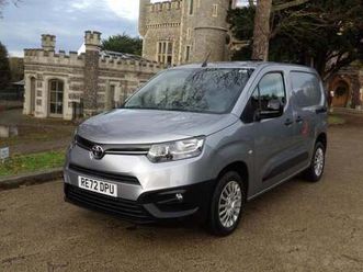 2022 toyota proace 1.5 bluehdi icon short panel van 5dr diesel manual swb euro 6 (start/stop) (100 bh pa...